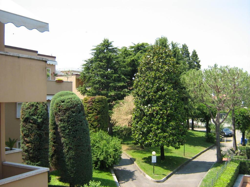 Residence La Madonnina Peschiera del Garda Exterior foto